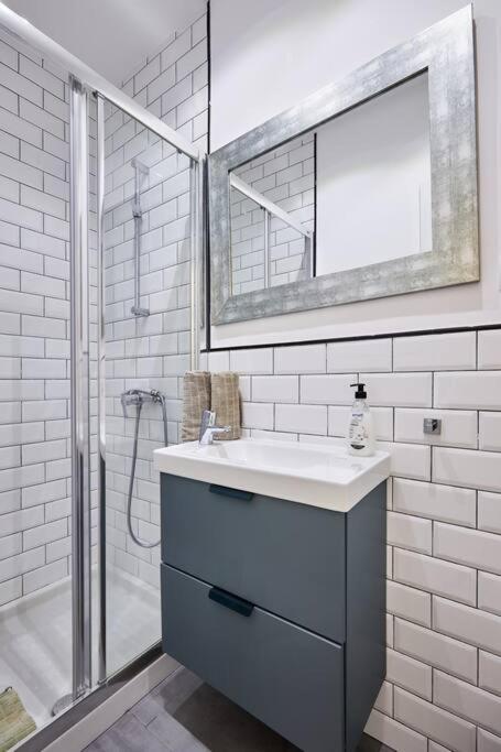 Apartamento Con Encanto En Sol - Madrid #C エクステリア 写真